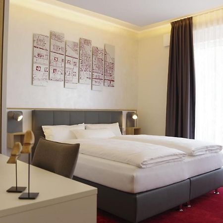 Hotel Am Waldkasino Ерфурт Екстер'єр фото