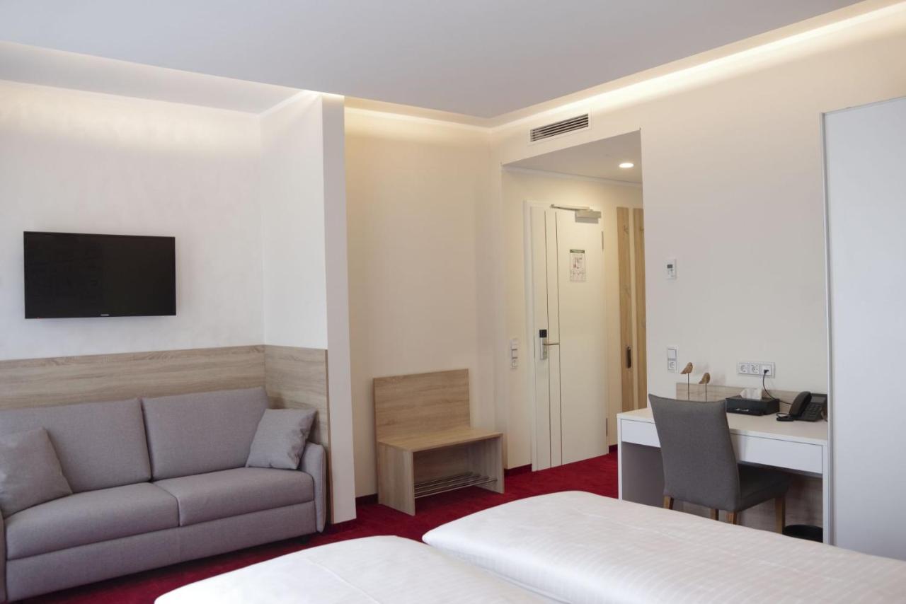 Hotel Am Waldkasino Ерфурт Екстер'єр фото