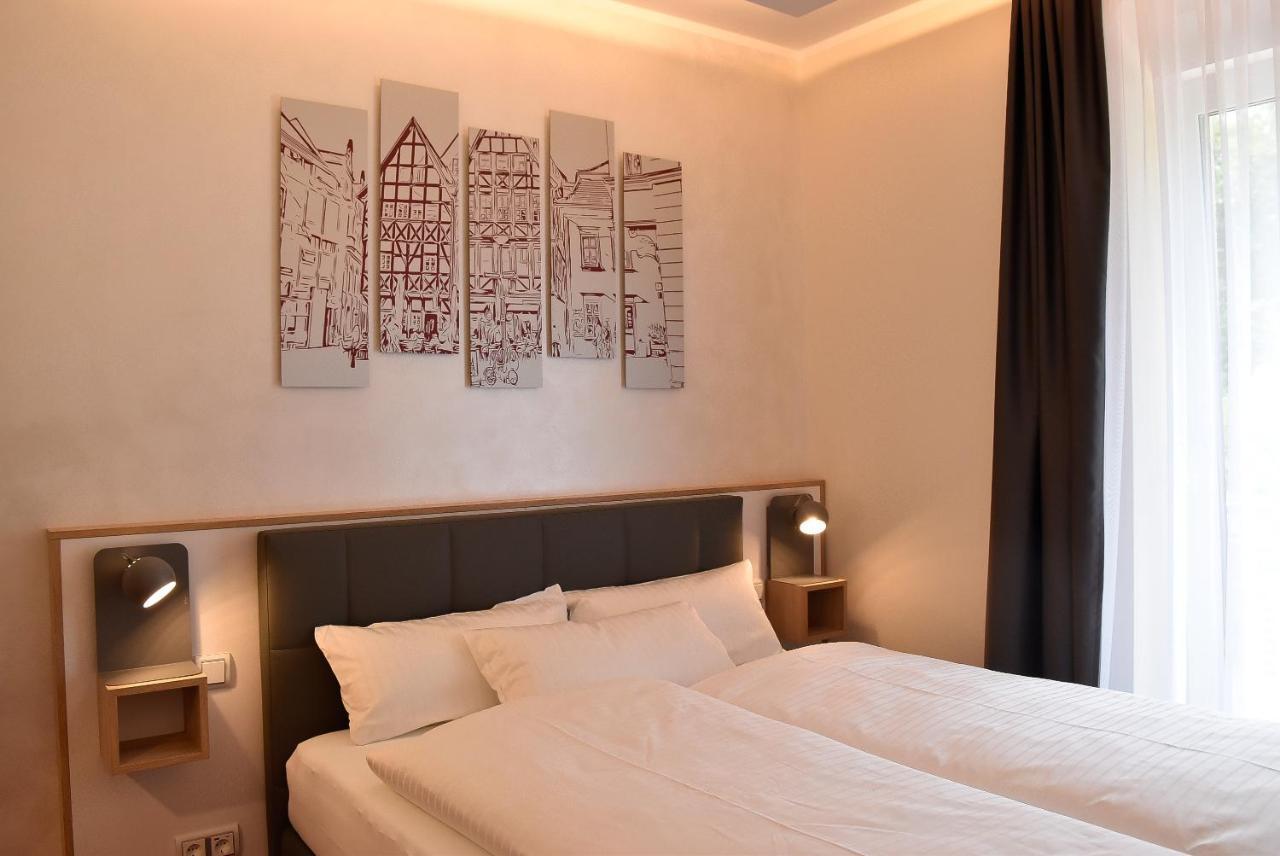 Hotel Am Waldkasino Ерфурт Екстер'єр фото