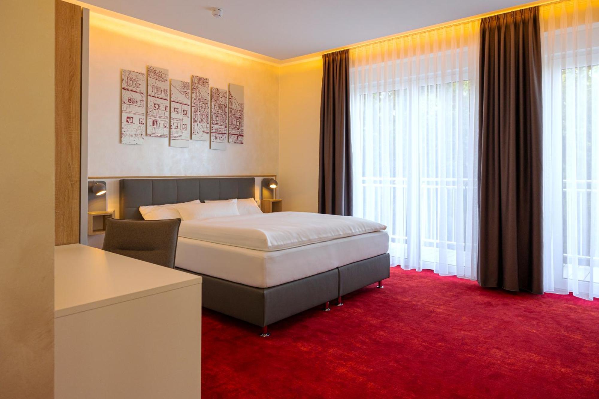 Hotel Am Waldkasino Ерфурт Екстер'єр фото