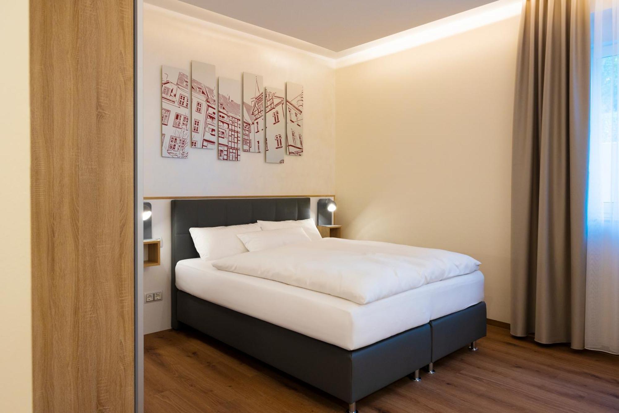 Hotel Am Waldkasino Ерфурт Екстер'єр фото