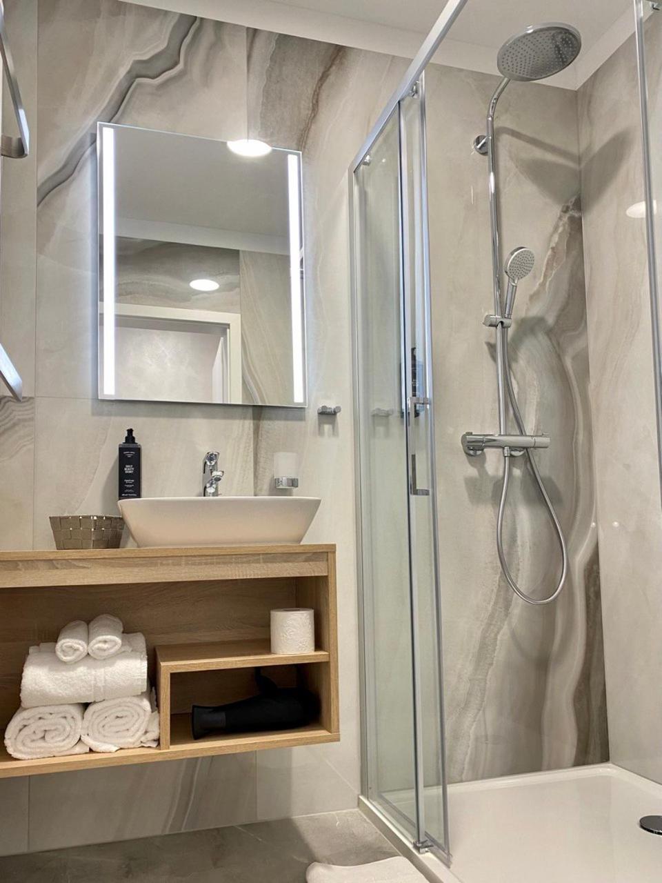 Hotel Am Waldkasino Ерфурт Екстер'єр фото